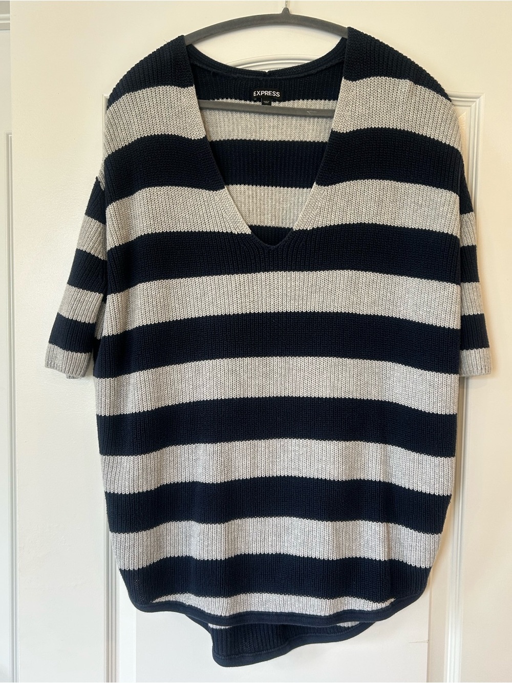 EUC Express Navy & Heather Gray Striped Knit Sweater Size M Oversized V-Neck